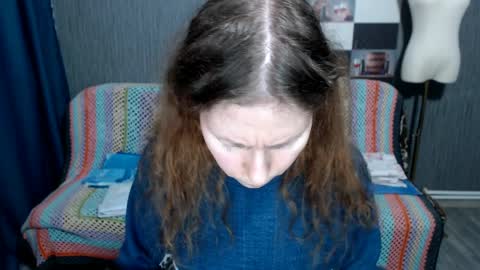 Ella online show from 04-10-26, 06:29