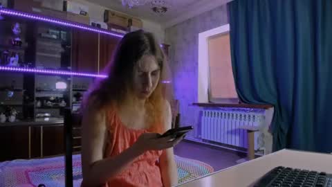 Ella online show from 07-20-26, 06:49