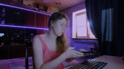 Ella online show from 07-20-26, 02:41