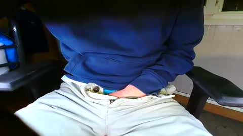 Snapshot of pablo19692017 chatting on 12-20-25, 06:15 pablo19692017 online show from 12-20-25, 06:15