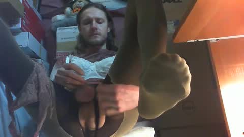 Snapshot of pablo777xxx chatting on 01-06-25, 03:20 Pawel STERNinski online show from 01-06-25, 03:20