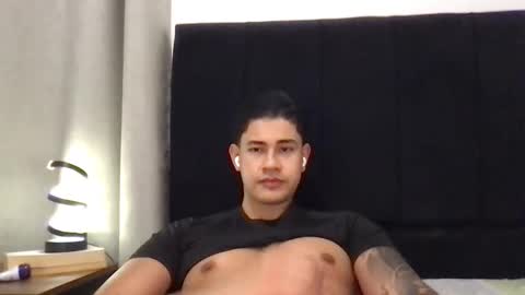 Javi    online show from 05-26-26, 05:47