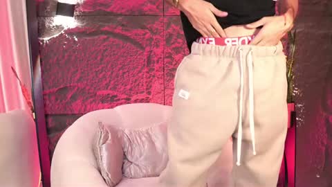 pablo online show from 04-21-26, 04:08