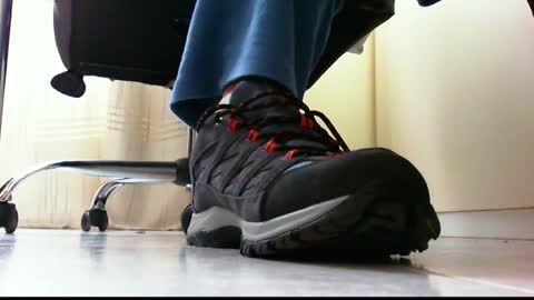 Snapshot of pablomenesssl chatting on 01-14-25, 10:27 Pablo Meness online show from 01-14-25, 10:27