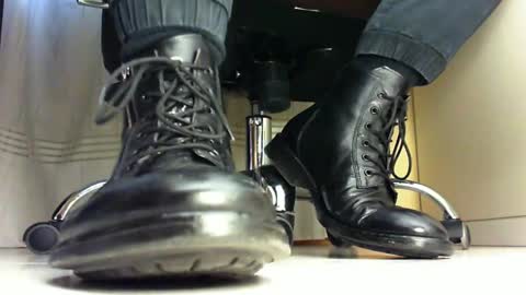 Snapshot of pablomenesssl chatting on 01-20-25, 03:50 Pablo Meness online show from 01-20-25, 03:50