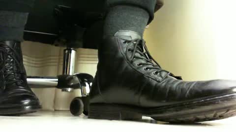 Snapshot of pablomenesssl chatting on 01-26-25, 12:26 Pablo Meness online show from 01-26-25, 12:26