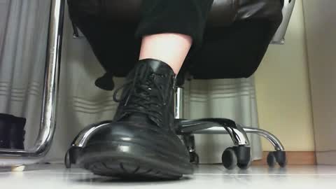 Snapshot of pablomenesssl chatting on 01-29-25, 10:43 Pablo Meness online show from 01-29-25, 10:43