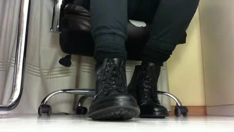 Snapshot of pablomenesssl chatting on 02-01-25, 05:26 Pablo Meness online show from 02-01-25, 05:26