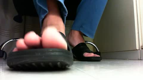 Snapshot of pablomenesssl chatting on 02-23-25, 08:55 Pablo Meness online show from 02-23-25, 08:55