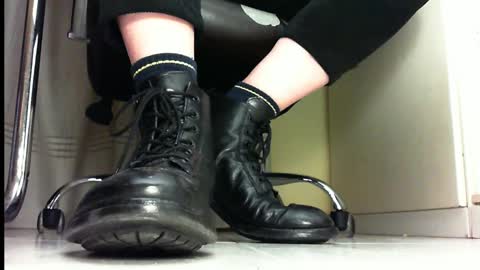 Snapshot of pablomenesssl chatting on 03-06-25, 11:53 Pablo Meness online show from 03-06-25, 11:53