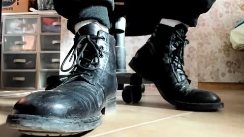 Snapshot of pablomenesssl chatting on 01-11-26, 08:30 Pablo Meness online show from 01-11-26, 08:30