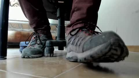 Snapshot of pablomenesssl chatting on 02-17-26, 08:44 Pablo Meness online show from 02-17-26, 08:44