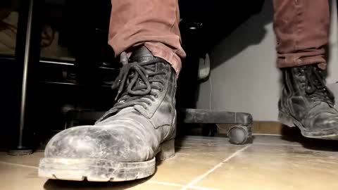 Snapshot of pablomenesssl chatting on 02-27-26, 06:41 Pablo Meness online show from 02-27-26, 06:41