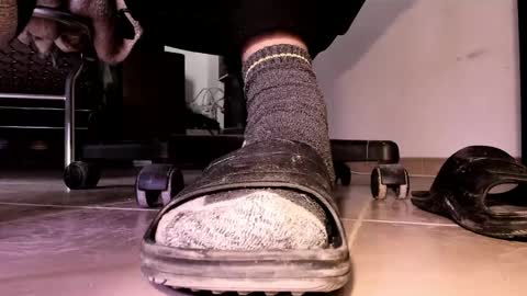 Snapshot of pablomenesssl chatting on 05-08-26, 07:14 Pablo Meness online show from 05-08-26, 07:14