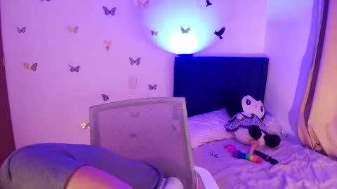 Fernanda online show from 11-20-25, 08:03