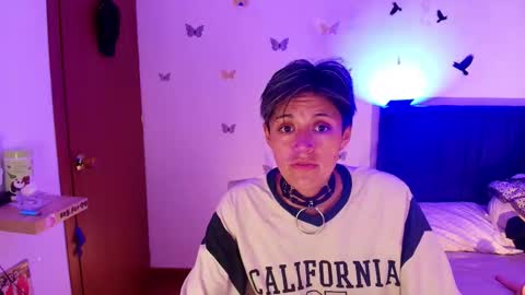 Fernanda online show from 11-22-25, 07:51