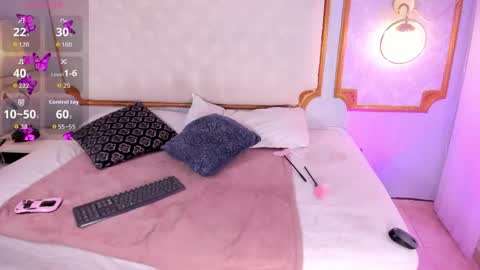 PaIIgePeach online show from 04-08-26, 06:08