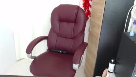 paiperhalliwey online show from 06-20-26, 04:32