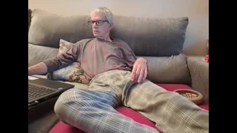 Snapshot of pajillero63 chatting on 01-26-25, 04:41 Pajillero63 online show from 01-26-25, 04:41