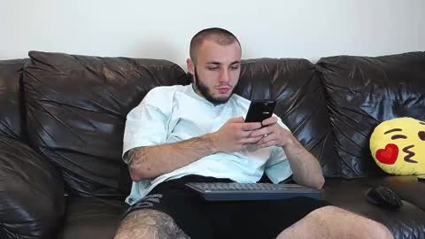 Paul online show from 09-16-25, 05:03