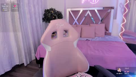Snapshot of palmerfox_tay chatting on 01-14-25, 02:43 palmerfox_tay online show from 01-14-25, 02:43
