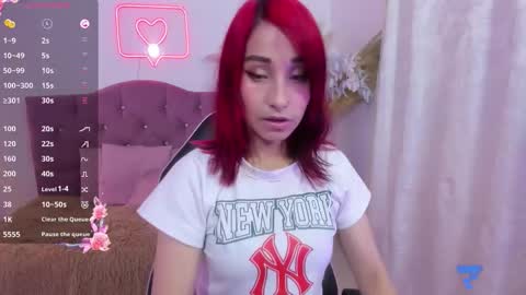 Snapshot of palmerfox_tay chatting on 10-10-25, 03:27 palmerfox_tay online show from 10-10-25, 03:27
