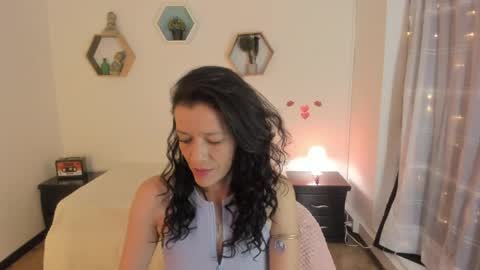 Snapshot of paloma_victory chatting on 05-25-26, 09:10 Paloma online show from 05-25-26, 09:10