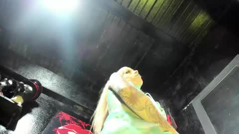 Snapshot of palomawells chatting on 05-22-26, 09:42 Paloma online show from 05-22-26, 09:42