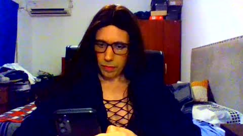 Pam taylor online show from 07-16-26, 02:17