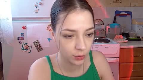 Snapshot of pambeeslyy chatting on 01-15-26, 08:30 Pam online show from 01-15-26, 08:30