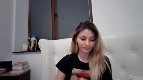 Snapshot of pamela051087 chatting on 12-14-25, 07:07 Pamela051087 online show from 12-14-25, 07:07