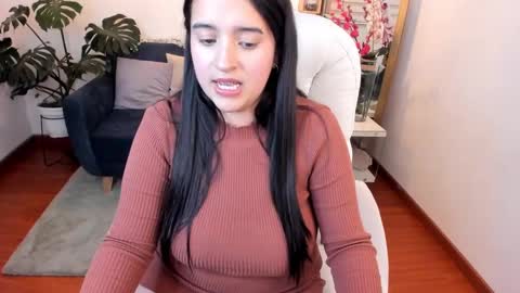 Snapshot of pamela_cheverry chatting on 01-09-25, 08:03 Pamela online show from 01-09-25, 08:03