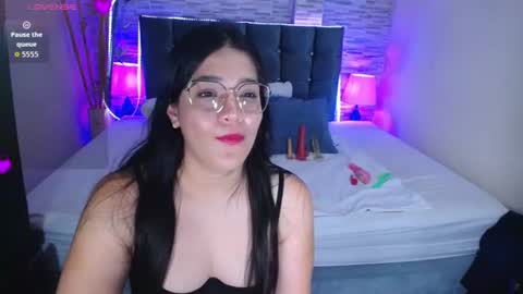 Snapshot of pamela_girl22 chatting on 06-12-26, 11:35 pamela online show from 06-12-26, 11:35