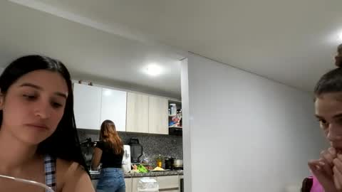 Snapshot of pamela_milleer chatting on 09-24-25, 12:47 pamela_milleer online show from 09-24-25, 12:47