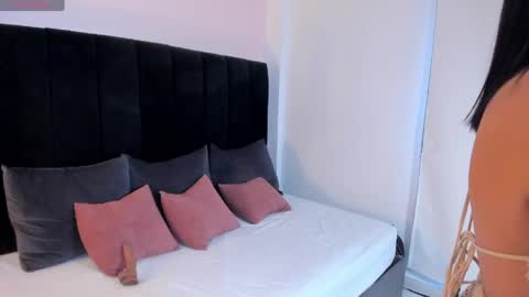 Snapshot of pamela_morena_ chatting on 05-21-26, 10:06 Pamela online show from 05-21-26, 10:06