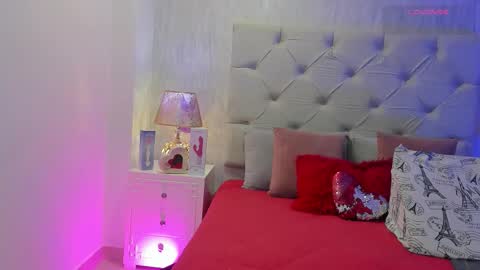 Snapshot of pamelamiler_ chatting on 02-11-26, 12:32 TELL ME PAMELLA AND GIVE ME A GOOD GRADE ITS IMPORTANT online show from 02-11-26, 12:32