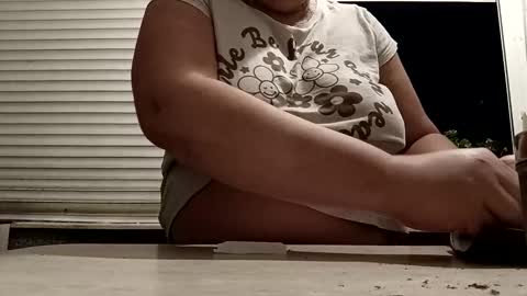 angel hris online show from 11-18-25, 05:06