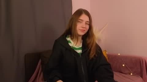 Snapshot of pamilarakestraw chatting on 11-09-25, 07:45 daniella online show from 11-09-25, 07:45