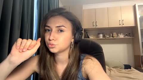 Lia online show from 06-13-26, 02:15