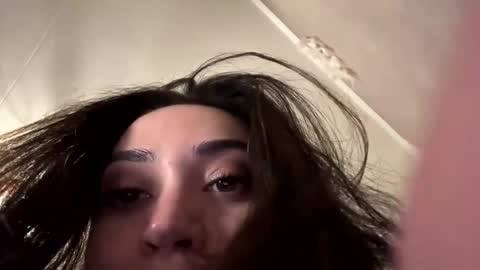 Snapshot of pandorawithlove chatting on 10-26-25, 03:29 pandorawithlove online show from 10-26-25, 03:29