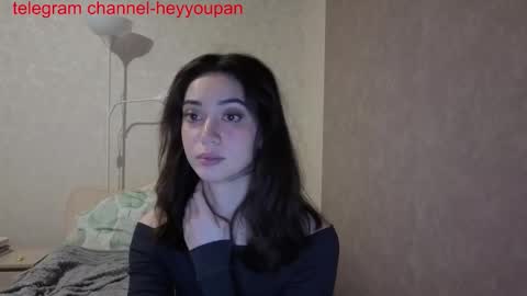 Snapshot of pandorawithlove chatting on 02-22-26, 04:05 pandorawithlove online show from 02-22-26, 04:05