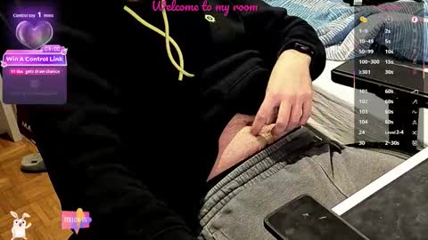 pandouxe online show from 01-06-26, 07:50