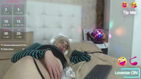 Snapshot of pantera_white chatting on 05-11-26, 04:04 pantera_white online show from 05-11-26, 04:04