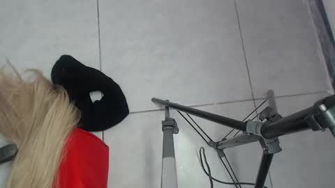 Snapshot of pantera_white chatting on 05-17-26, 12:34 pantera_white online show from 05-17-26, 12:34