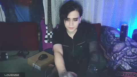 In bio online show from 12-16-25, 11:21