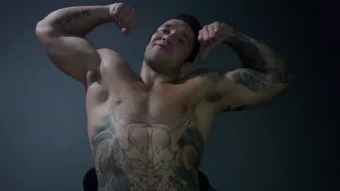 Snapshot of panther_style chatting on 12-21-24, 06:52 Oleg online show from 12-21-24, 06:52