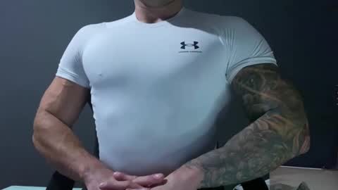 Snapshot of panther_style chatting on 12-27-24, 05:31 Oleg online show from 12-27-24, 05:31