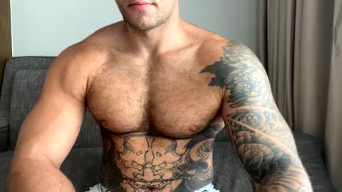 Snapshot of panther_style chatting on 02-25-25, 03:52 Oleg online show from 02-25-25, 03:52