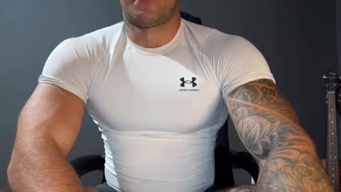 Snapshot of panther_style chatting on 09-15-25, 05:51 Oleg online show from 09-15-25, 05:51