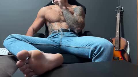 Snapshot of panther_style chatting on 11-02-25, 04:26 Oleg online show from 11-02-25, 04:26